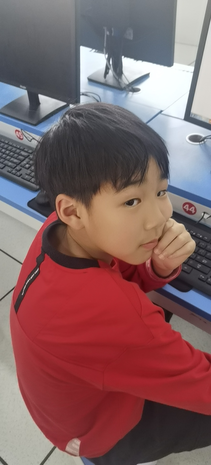 李莀广