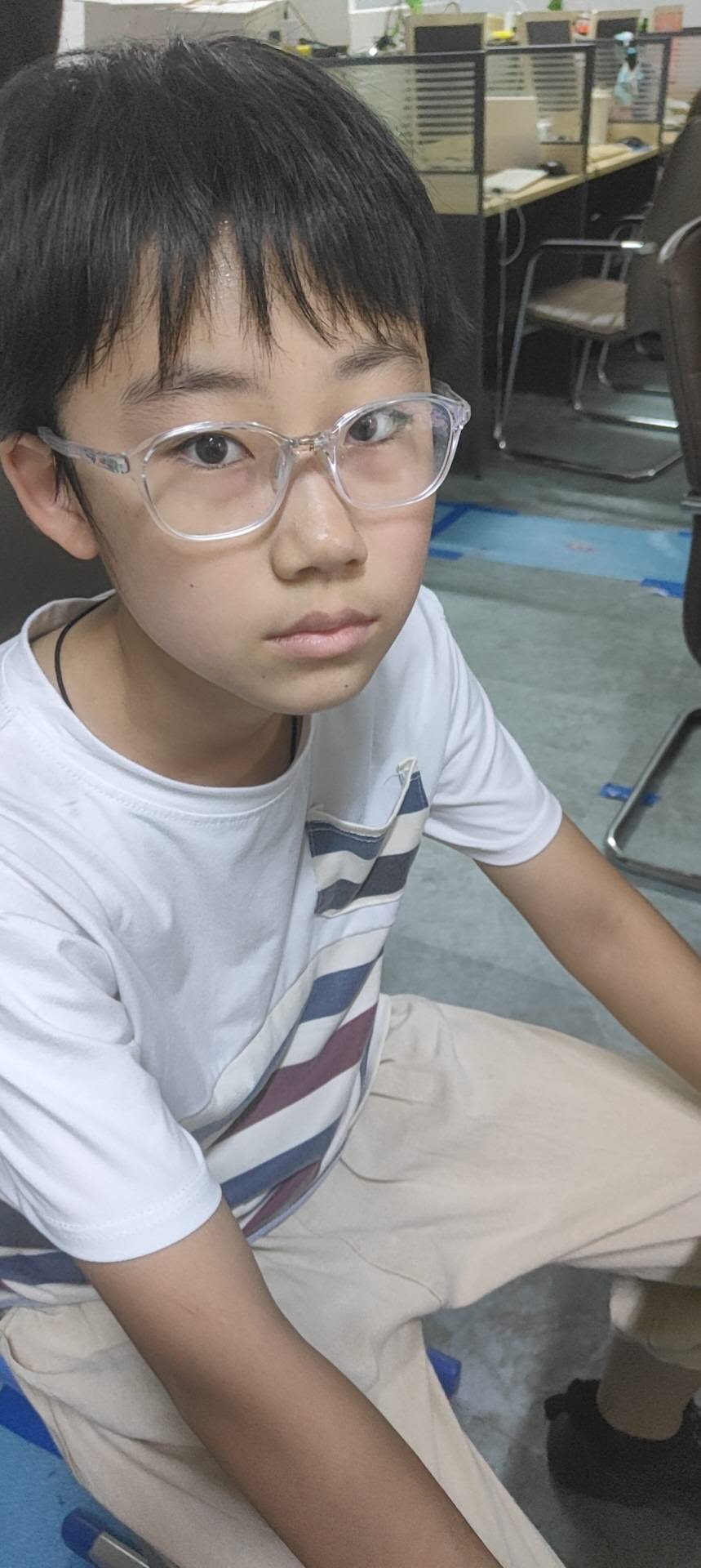 刘烘